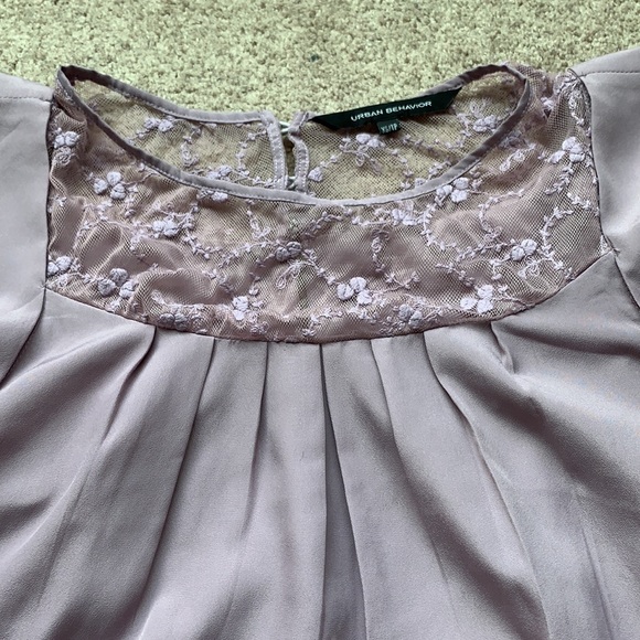 Urban Behavior top - Picture 6 of 13